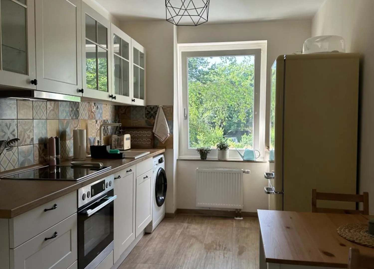 Stilvolle, Ruhige Und Zentrale Wohnung In Koeln Ehrenfeld كولونيا